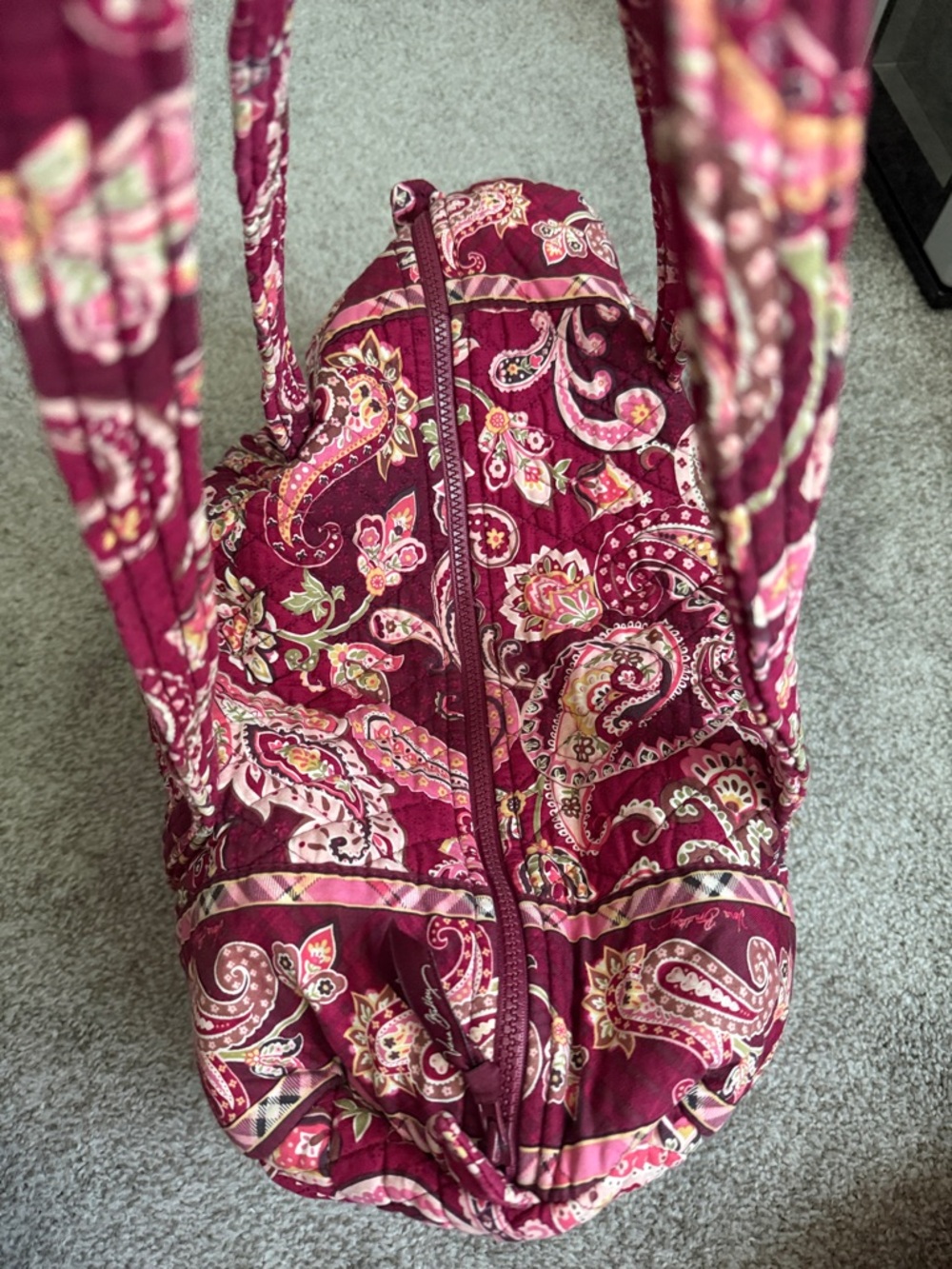 Vera Bradley tote bag is in the retired "Piccadilly Plum" pattern - Picture 5 of 7